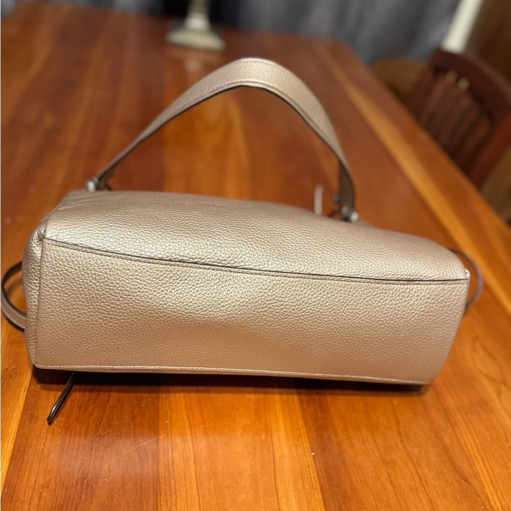Coach gold leather handbag - Picture 8 of 16
